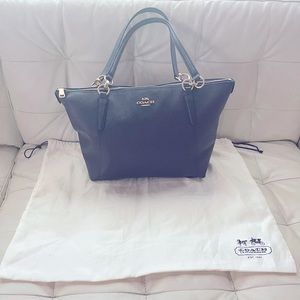 AUTHENTIC Coach Ava Tote, Crossgrain Leather, F28467IMN48, IMN48 (Blue)